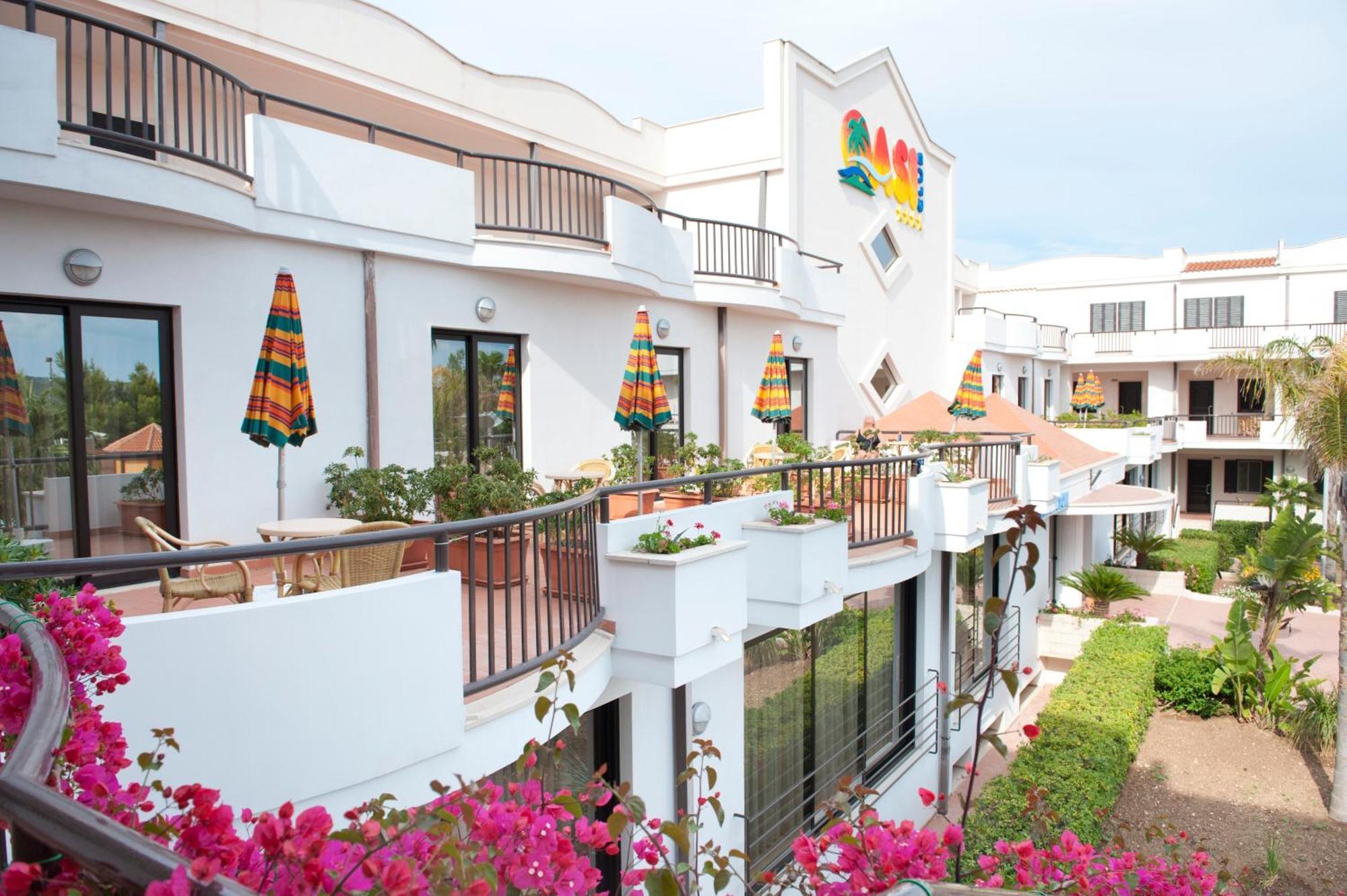 Oasiclub Hotel Вьесте Экстерьер фото
